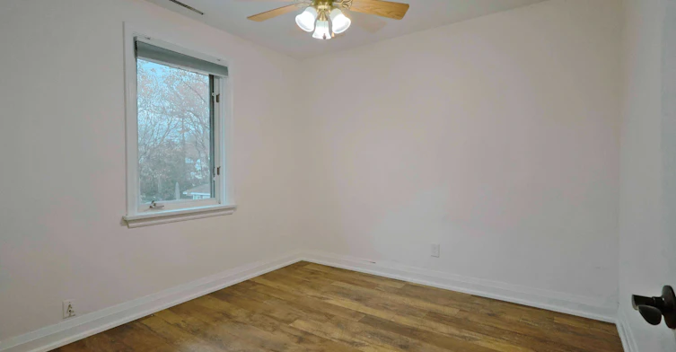 109 Botfield Avenue, Toronto, ON, M9B 4E6 - 13