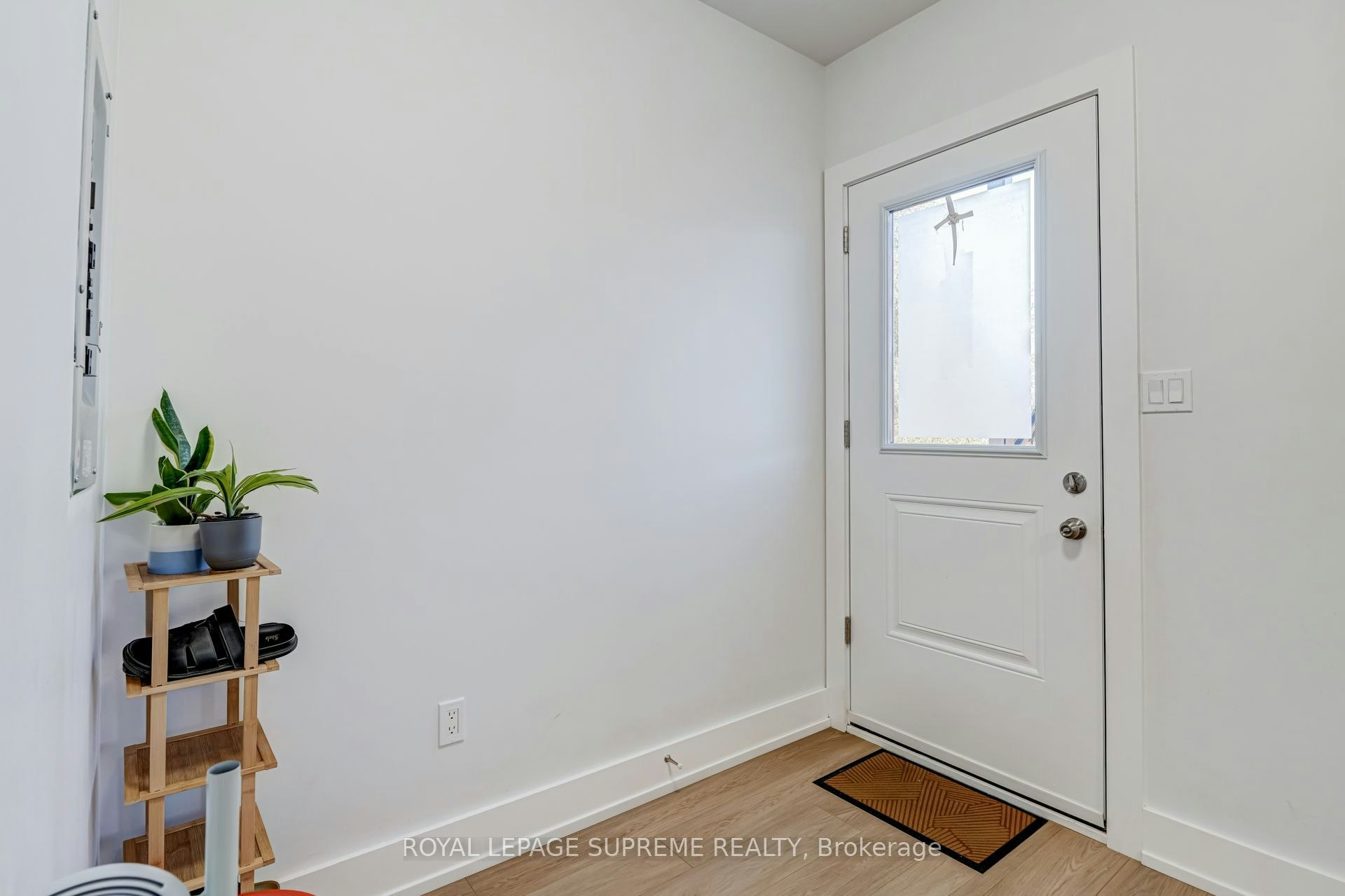 2-97 Bernice Crescent, Toronto, ON, M6N 1W7 - 6