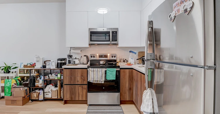2-97 Bernice Crescent, Toronto, ON, M6N 1W7 - 9