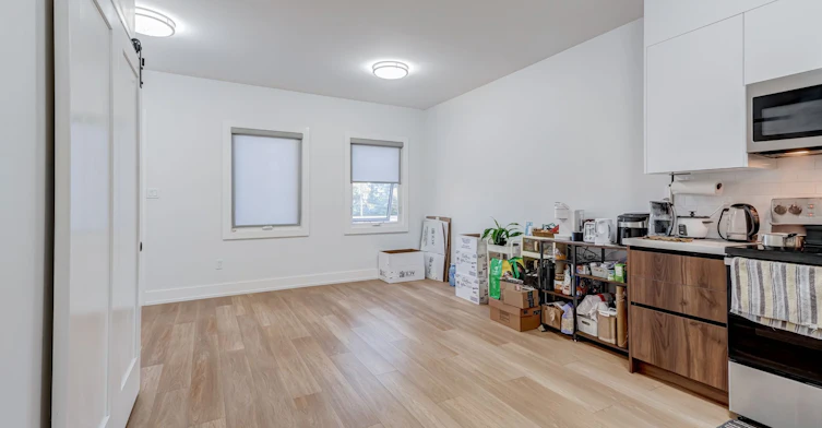 2-97 Bernice Crescent, Toronto, ON, M6N 1W7 - 3