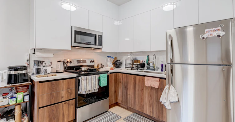 2-97 Bernice Crescent, Toronto, ON, M6N 1W7 - 8