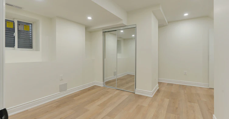 Bsmt-5623 Longboat Avenue, Mississauga, ON, L5M 7E5 - 18