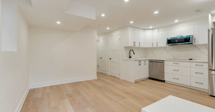 Bsmt-5623 Longboat Avenue, Mississauga, ON, L5M 7E5 - 11