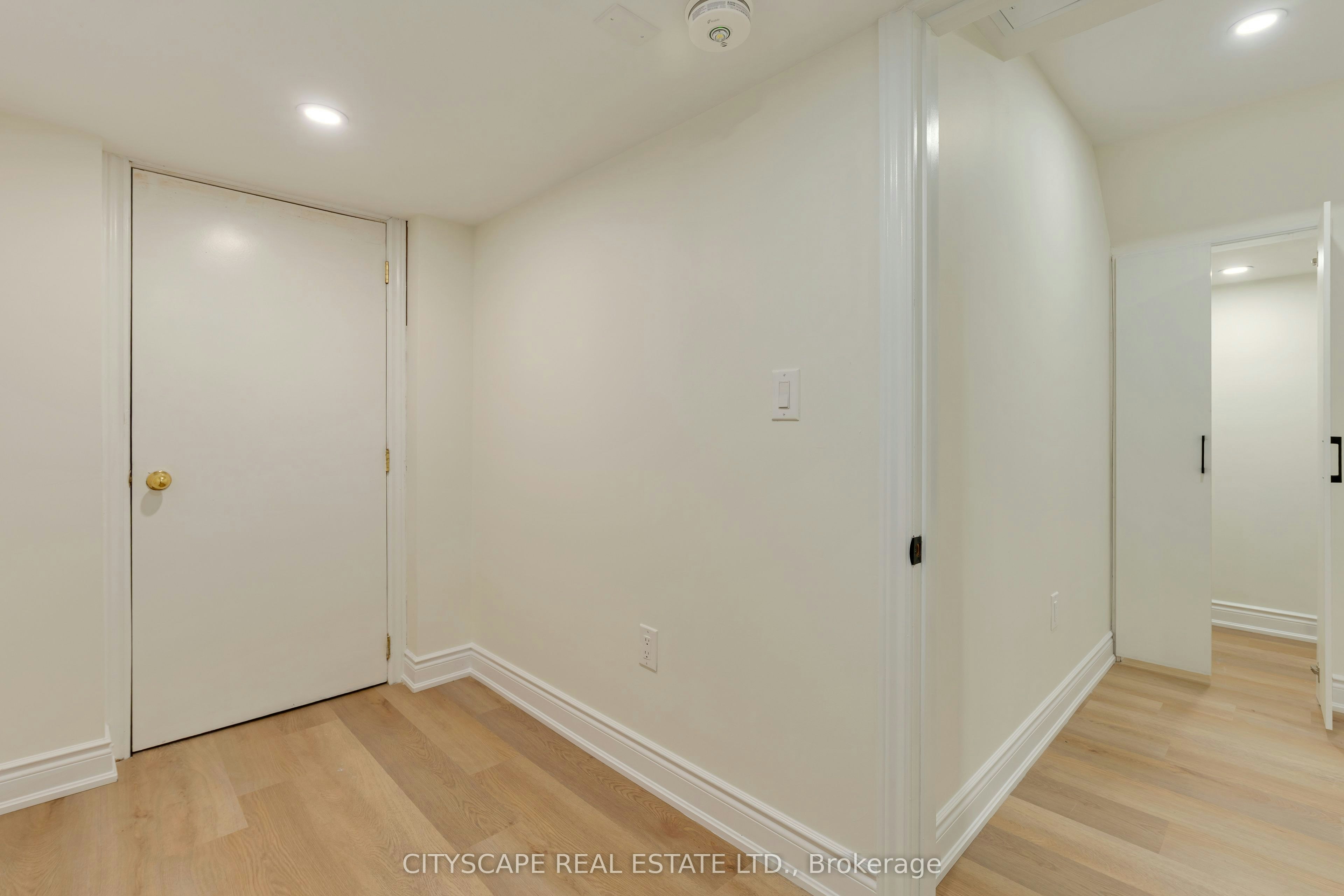 Bsmt-5623 Longboat Avenue, Mississauga, ON, L5M 7E5 - 23
