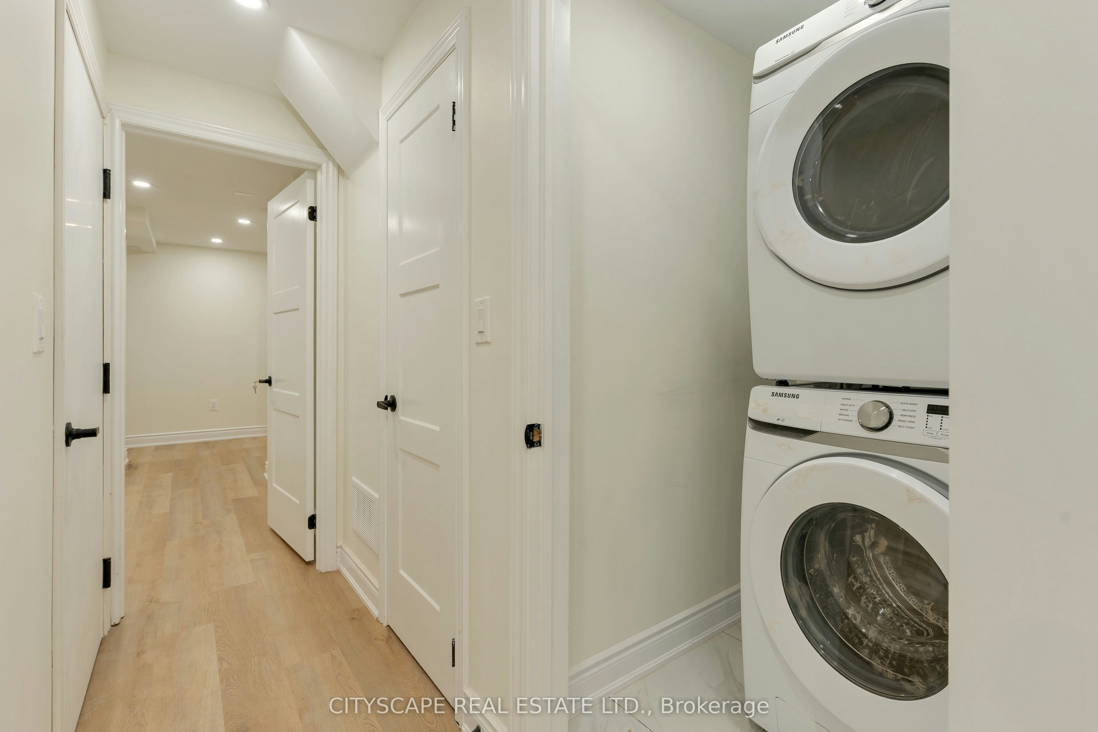 Bsmt-5623 Longboat Avenue, Mississauga, ON, L5M 7E5 - 14