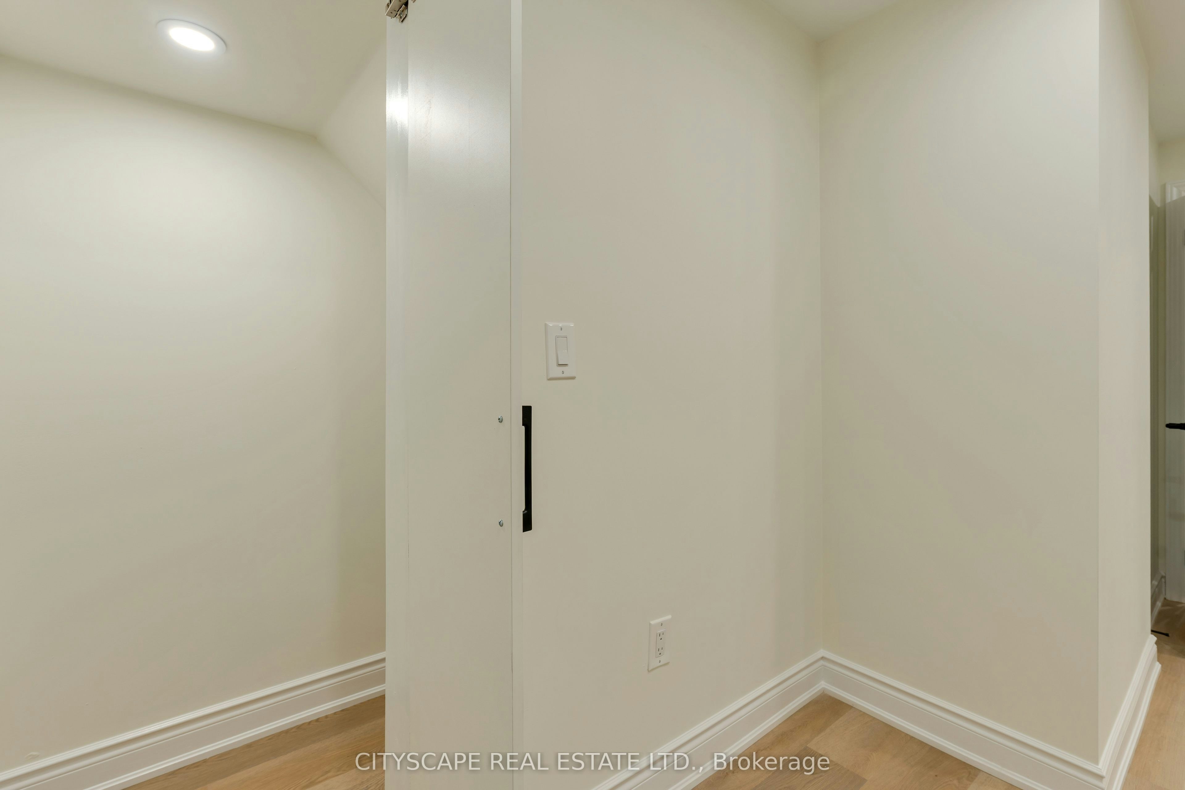 Bsmt-5623 Longboat Avenue, Mississauga, ON, L5M 7E5 - 20