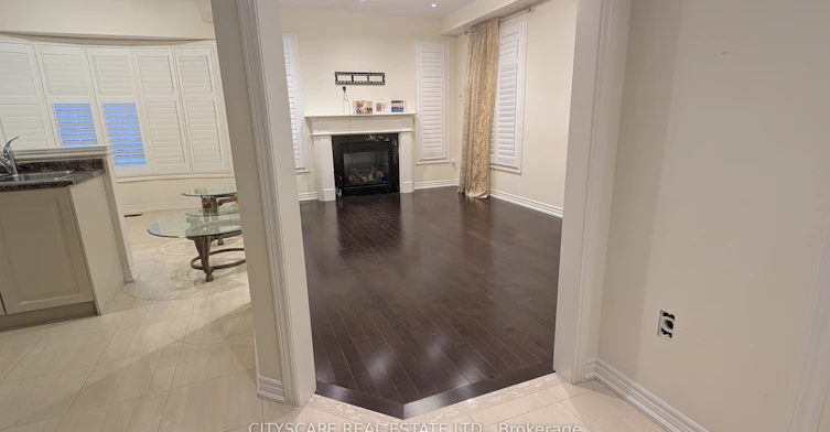 5567 Oscar Peterson Boulevard, Mississauga, ON, L5M 0V6 - 7