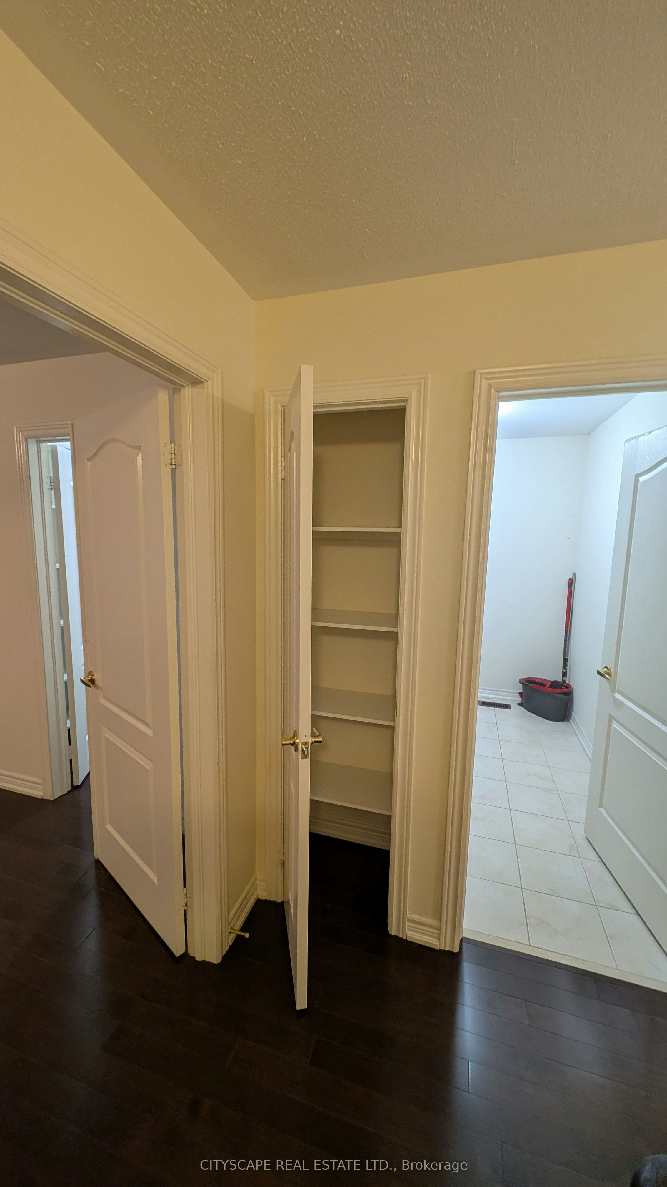 5567 Oscar Peterson Boulevard, Mississauga, ON, L5M 0V6 - 20