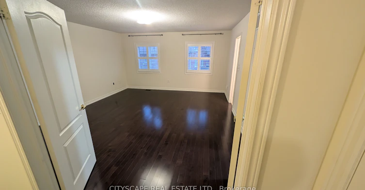 5567 Oscar Peterson Boulevard, Mississauga, ON, L5M 0V6 - 13