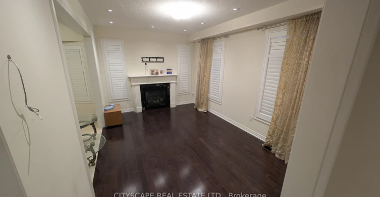 5567 Oscar Peterson Boulevard, Mississauga, ON, L5M 0V6 - 8