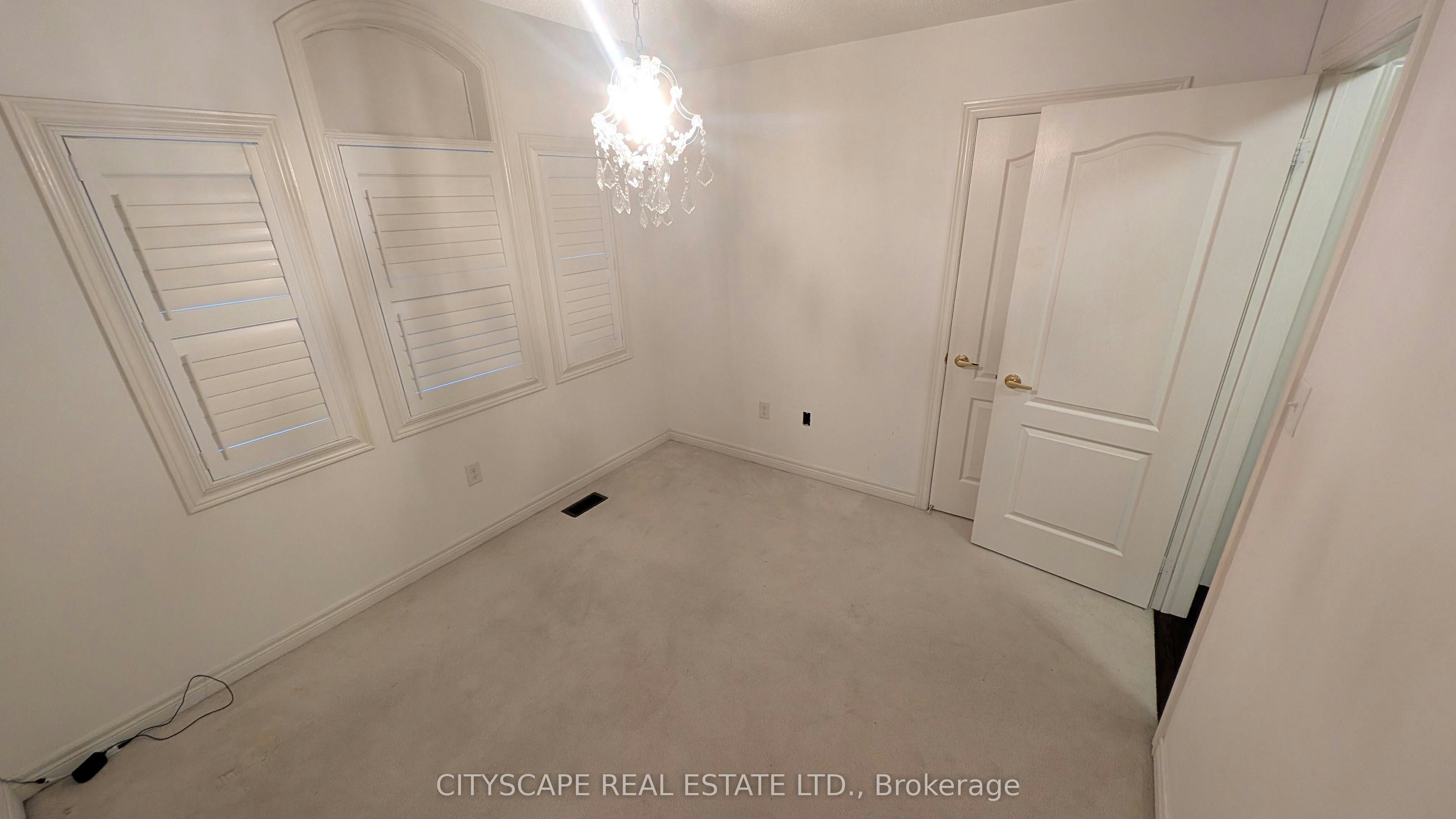 5567 Oscar Peterson Boulevard, Mississauga, ON, L5M 0V6 - 28