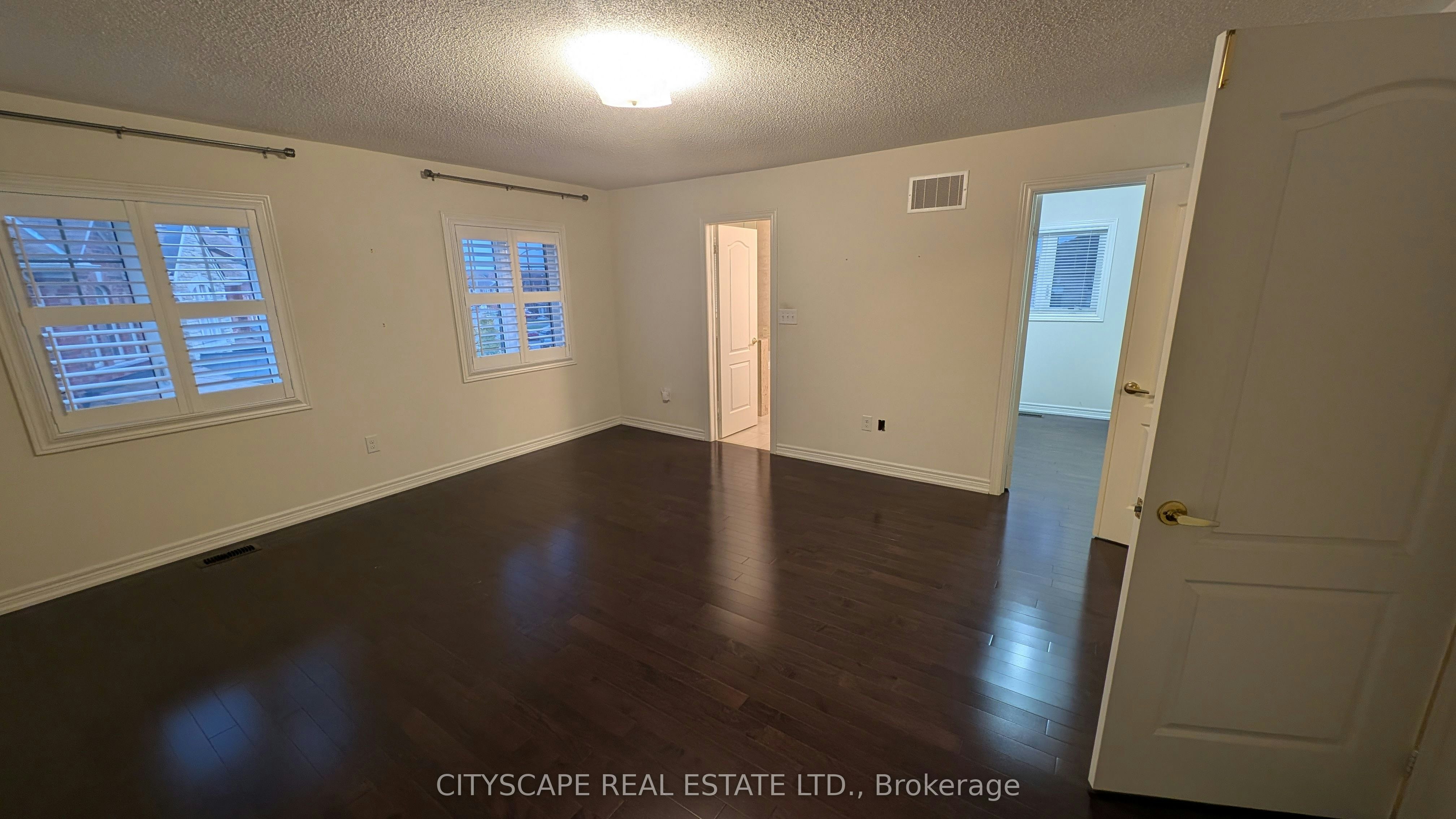 5567 Oscar Peterson Boulevard, Mississauga, ON, L5M 0V6 - 15