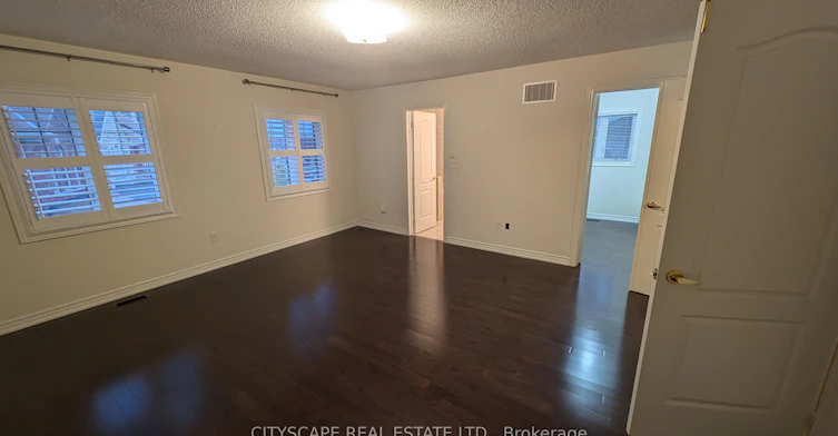 5567 Oscar Peterson Boulevard, Mississauga, ON, L5M 0V6 - 15