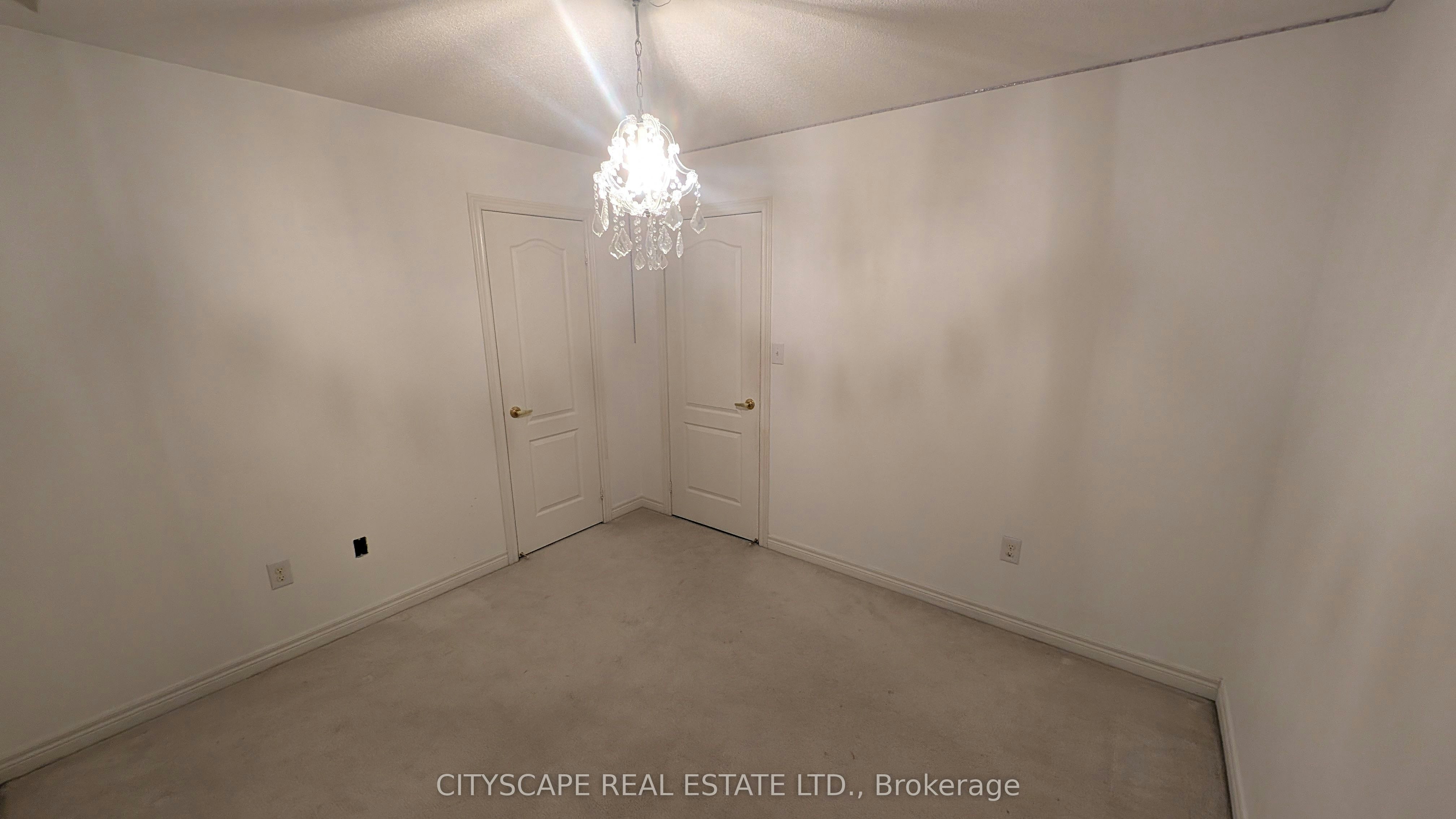 5567 Oscar Peterson Boulevard, Mississauga, ON, L5M 0V6 - 24