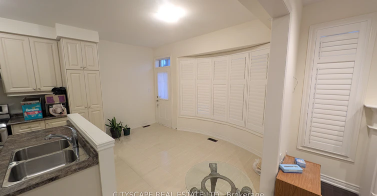 5567 Oscar Peterson Boulevard, Mississauga, ON, L5M 0V6 - 11