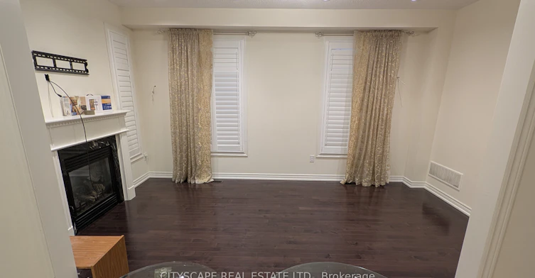 5567 Oscar Peterson Boulevard, Mississauga, ON, L5M 0V6 - 9