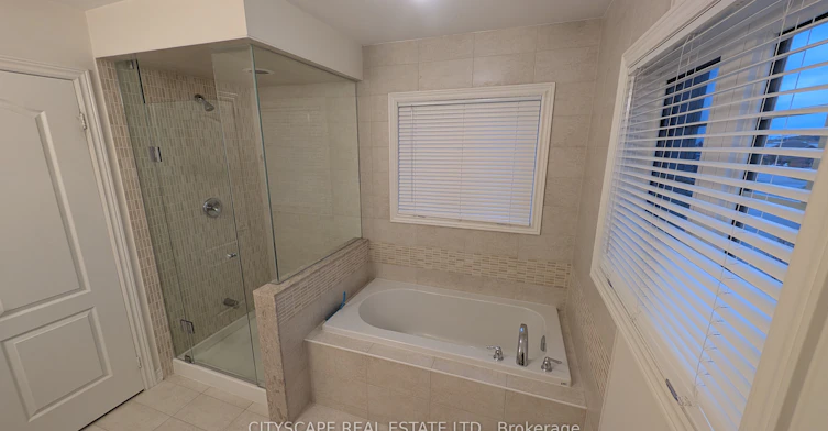 5567 Oscar Peterson Boulevard, Mississauga, ON, L5M 0V6 - 18