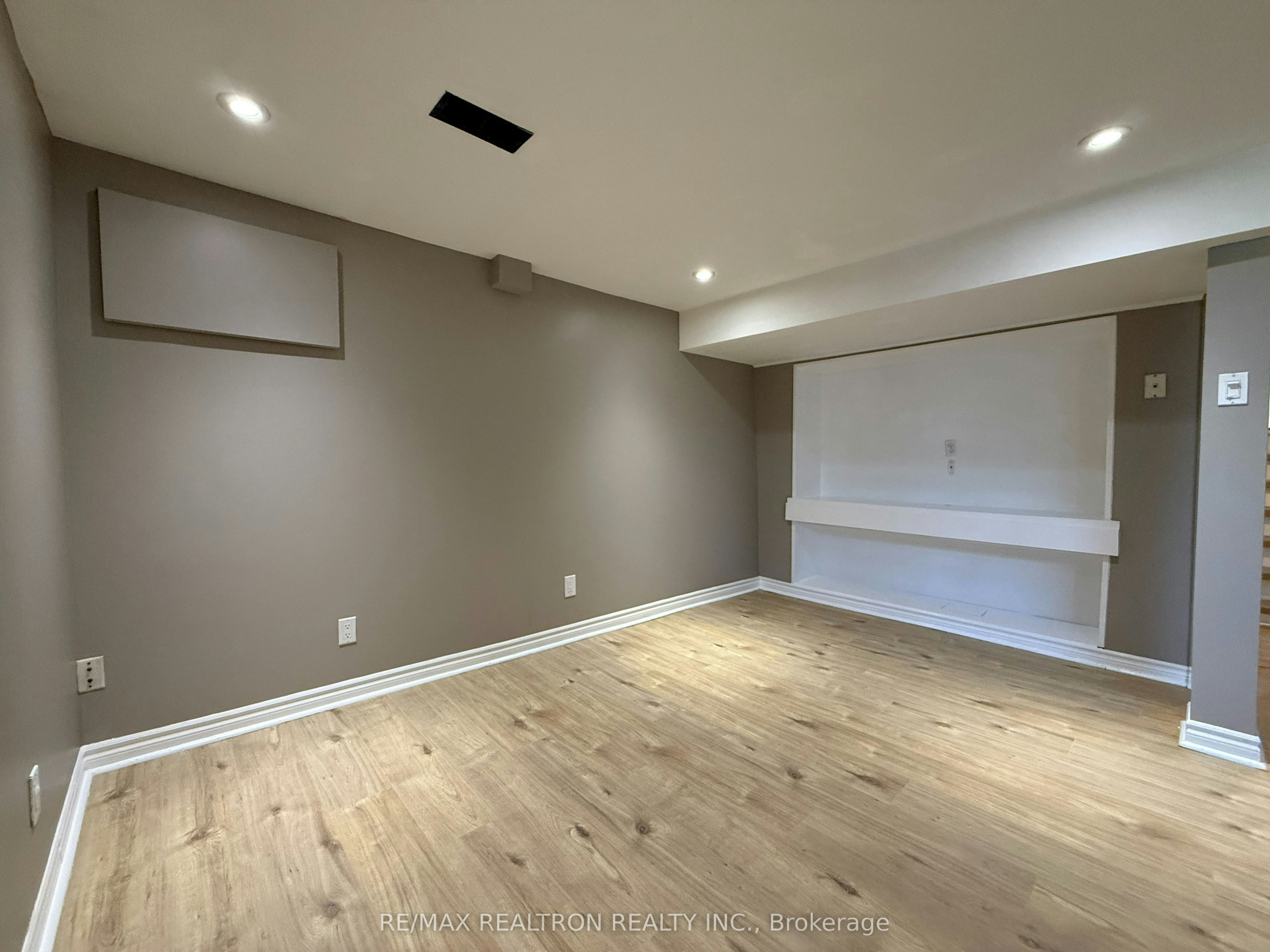 Lower-97 Post Road, Brampton, ON, L6V 1X3 - 3