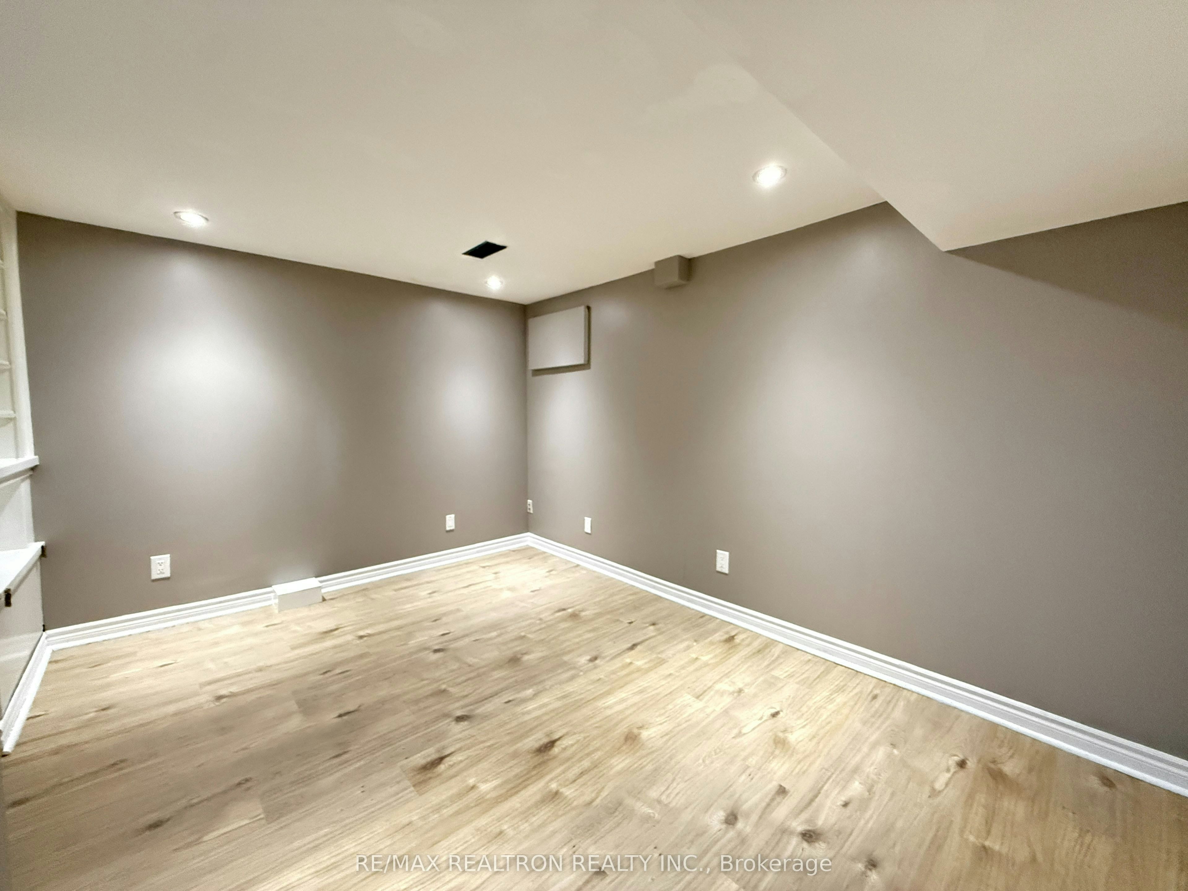 Lower-97 Post Road, Brampton, ON, L6V 1X3 - 4