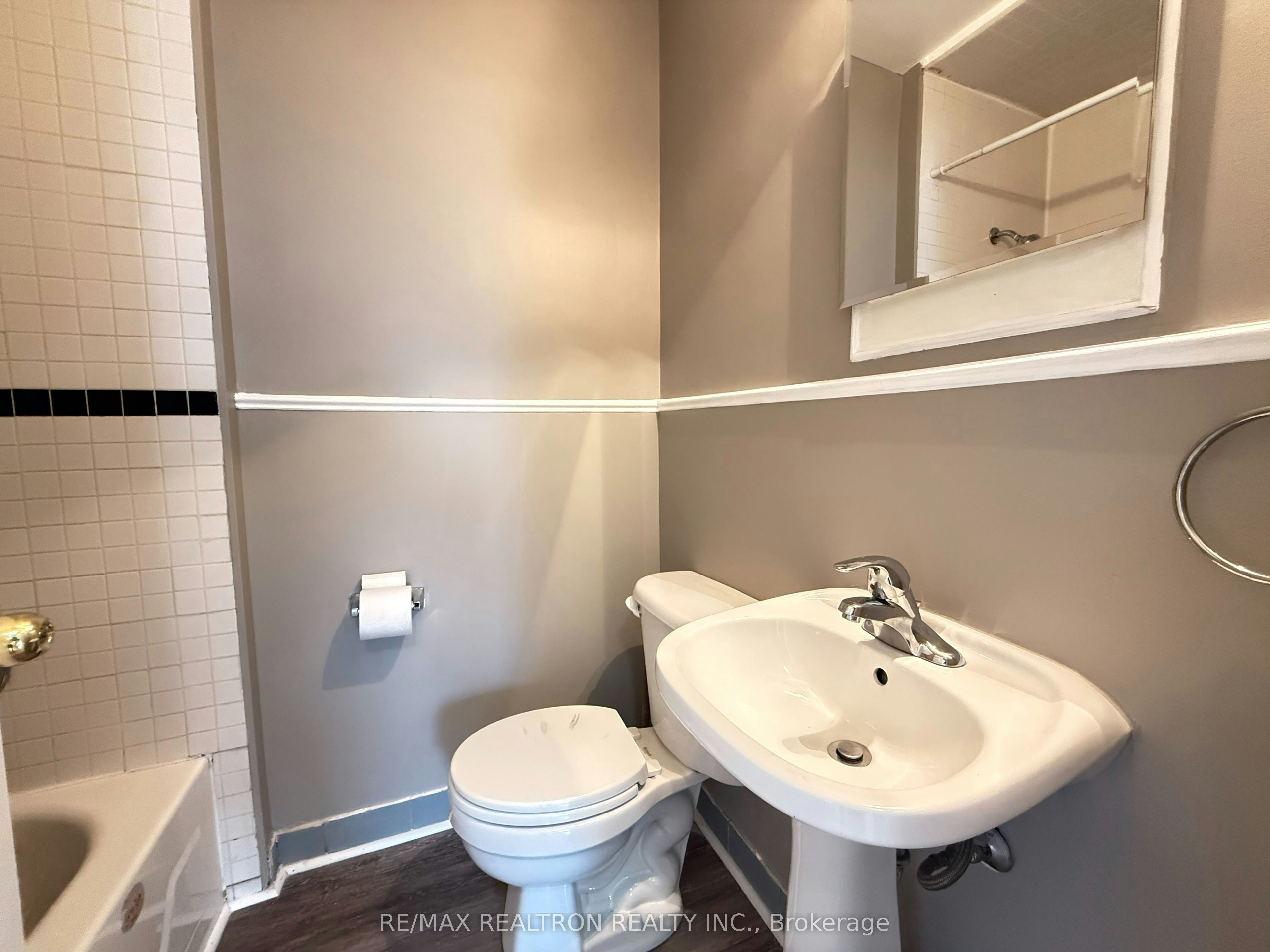 Lower-97 Post Road, Brampton, ON, L6V 1X3 - 7