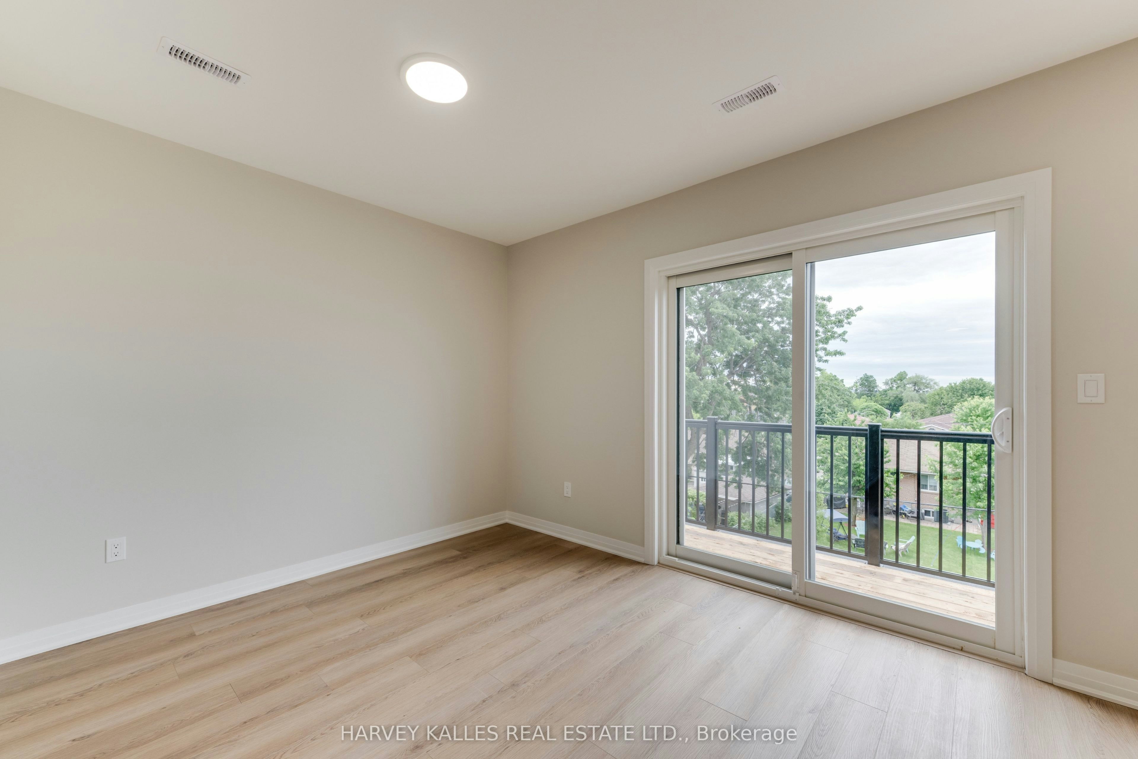 3rd Floor-165 Spalding Road, Toronto, ON, M3K 1K3 - 9