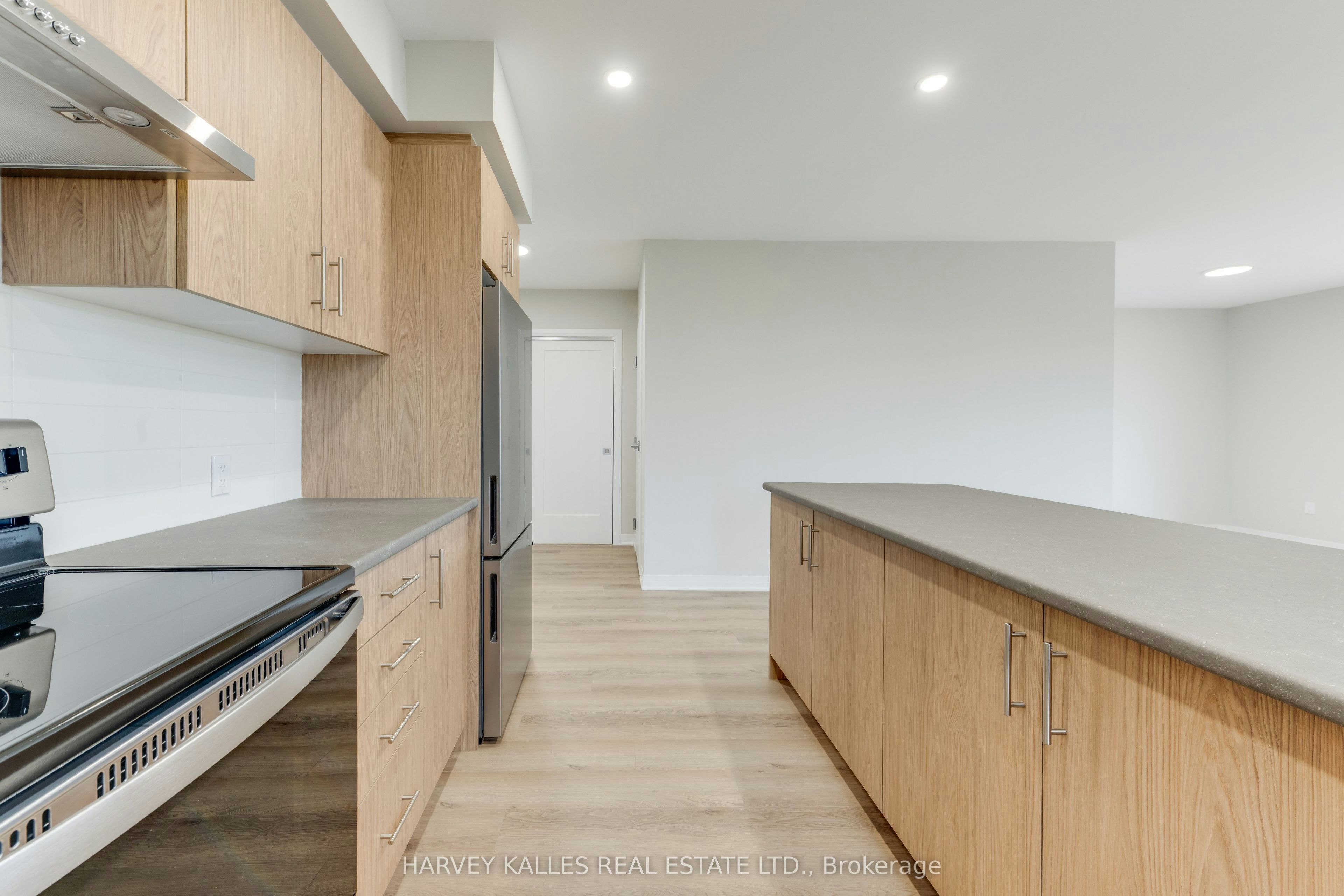 3rd Floor-165 Spalding Road, Toronto, ON, M3K 1K3 - 19