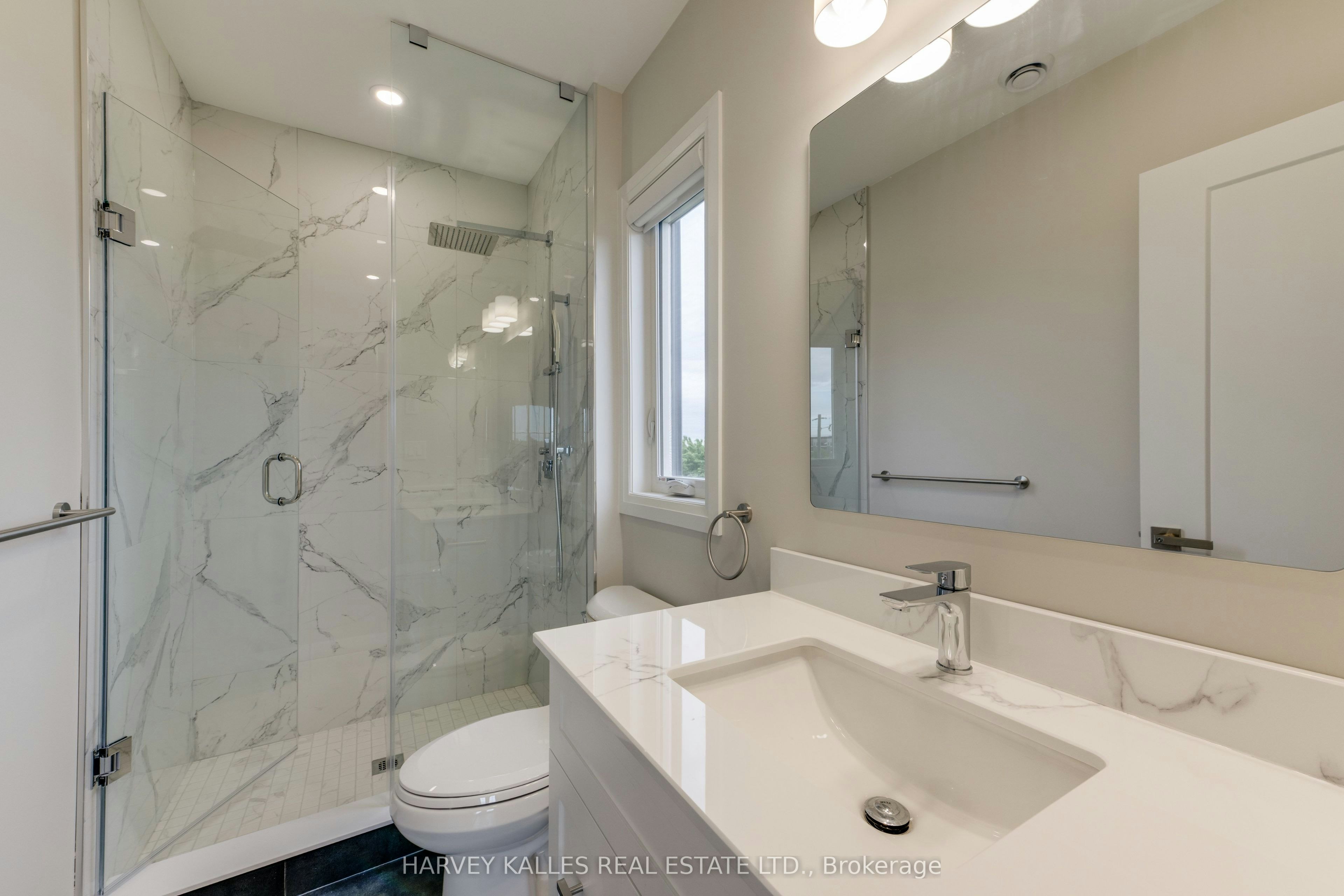 3rd Floor-165 Spalding Road, Toronto, ON, M3K 1K3 - 30