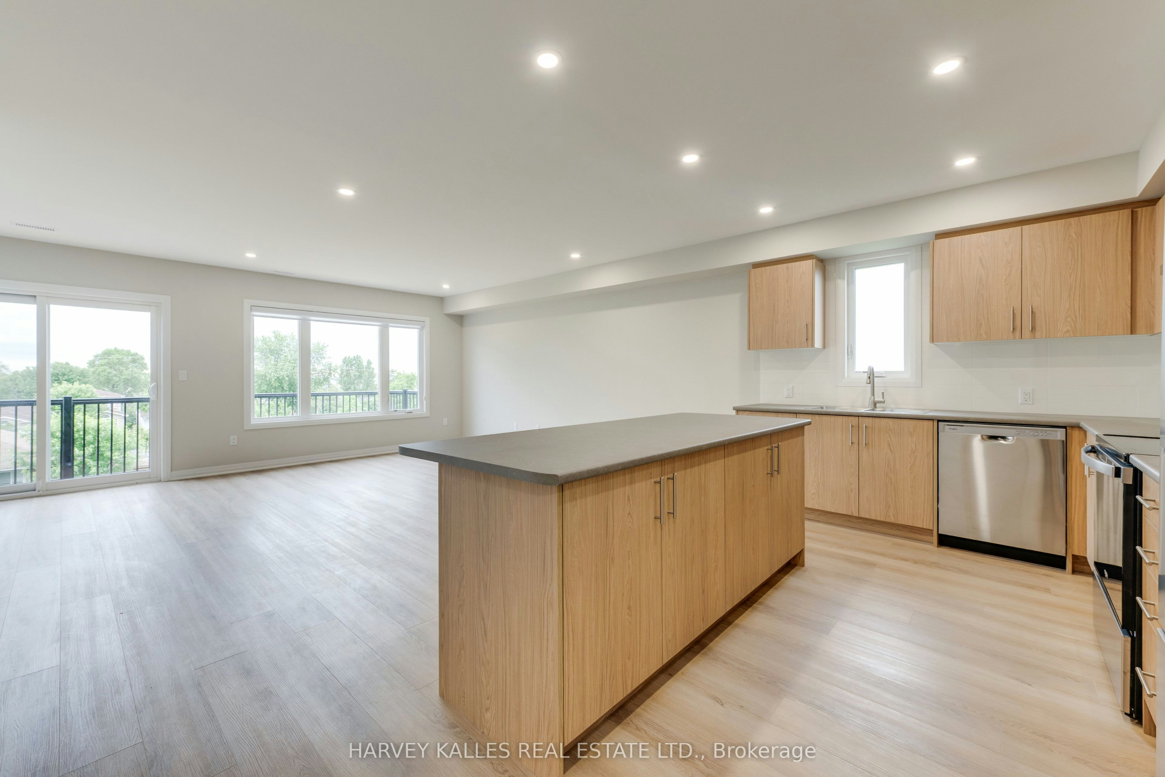 3rd Floor-165 Spalding Road, Toronto, ON, M3K 1K3 - 3