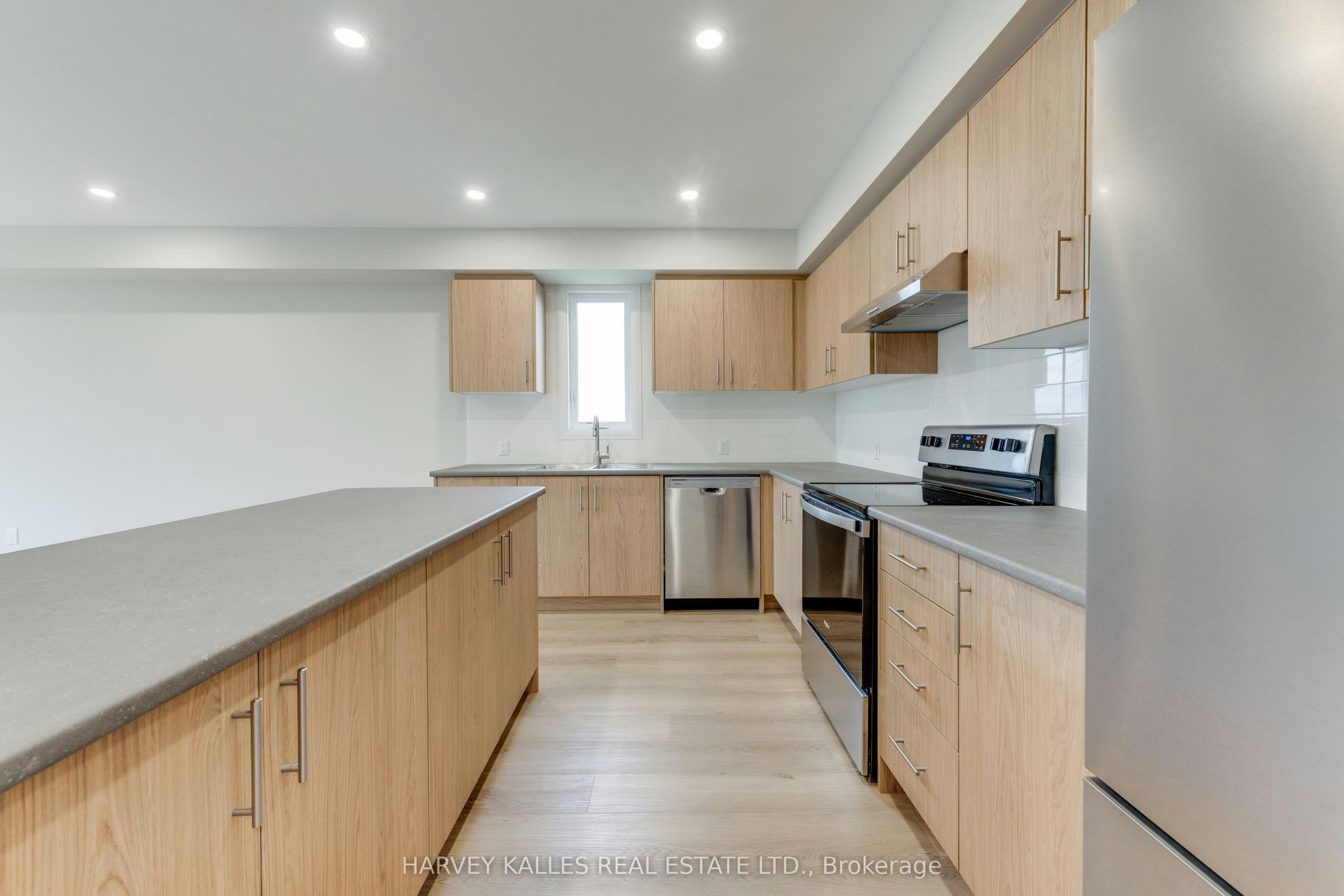 3rd Floor-165 Spalding Road, Toronto, ON, M3K 1K3 - 16