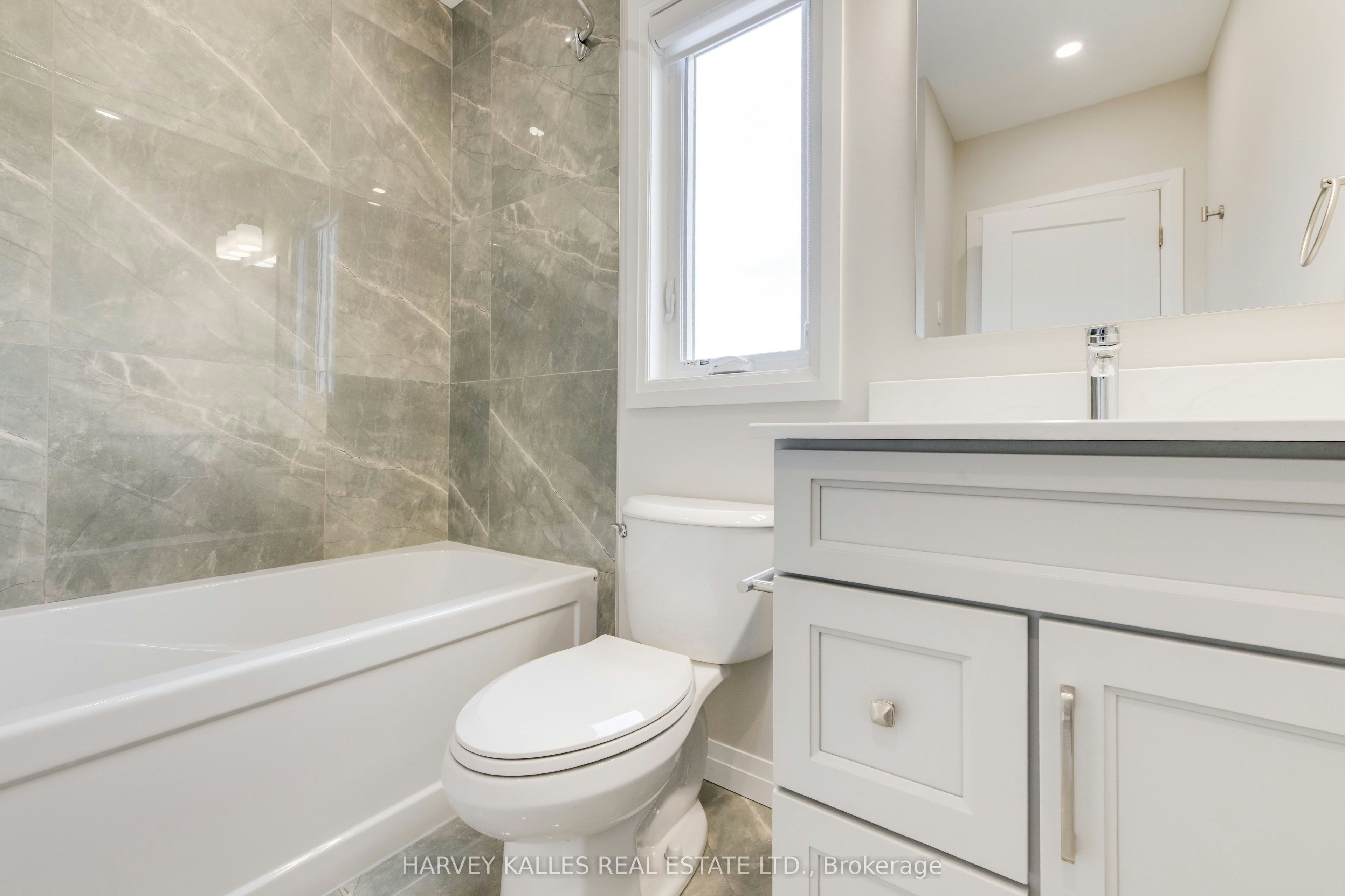 3rd Floor-165 Spalding Road, Toronto, ON, M3K 1K3 - 37