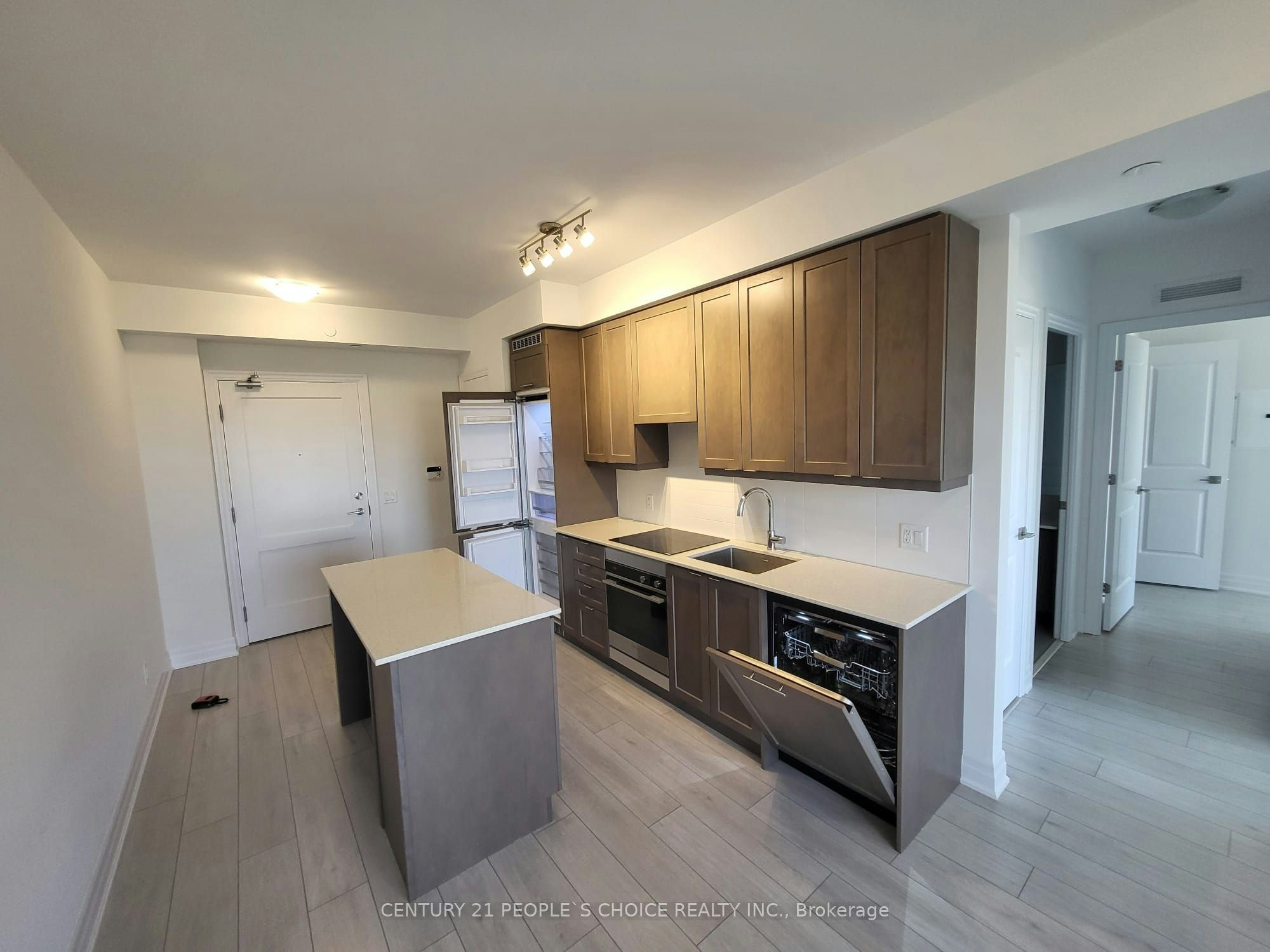 1102-30 Elm Drive W, Mississauga, ON, L5B 1L9 - 4