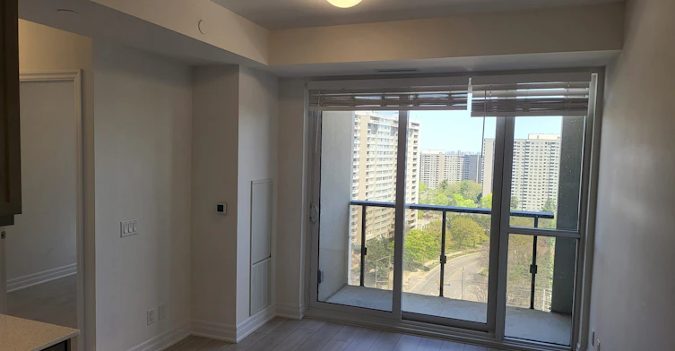 1102-30 Elm Drive W, Mississauga, ON, L5B 1L9 - 6