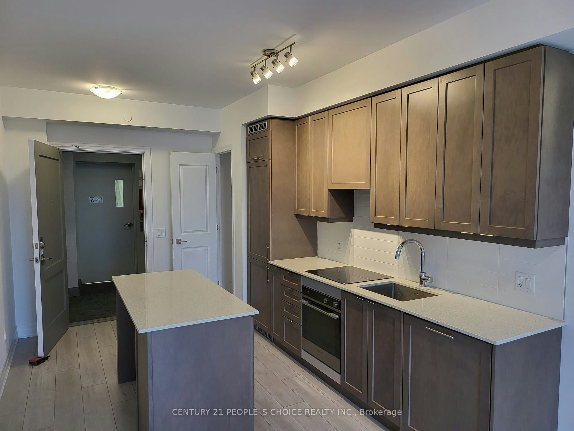 1102-30 Elm Drive W, Mississauga, ON, L5B 1L9 - 5