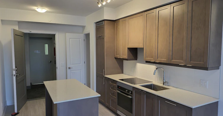1102-30 Elm Drive W, Mississauga, ON, L5B 1L9 - 5