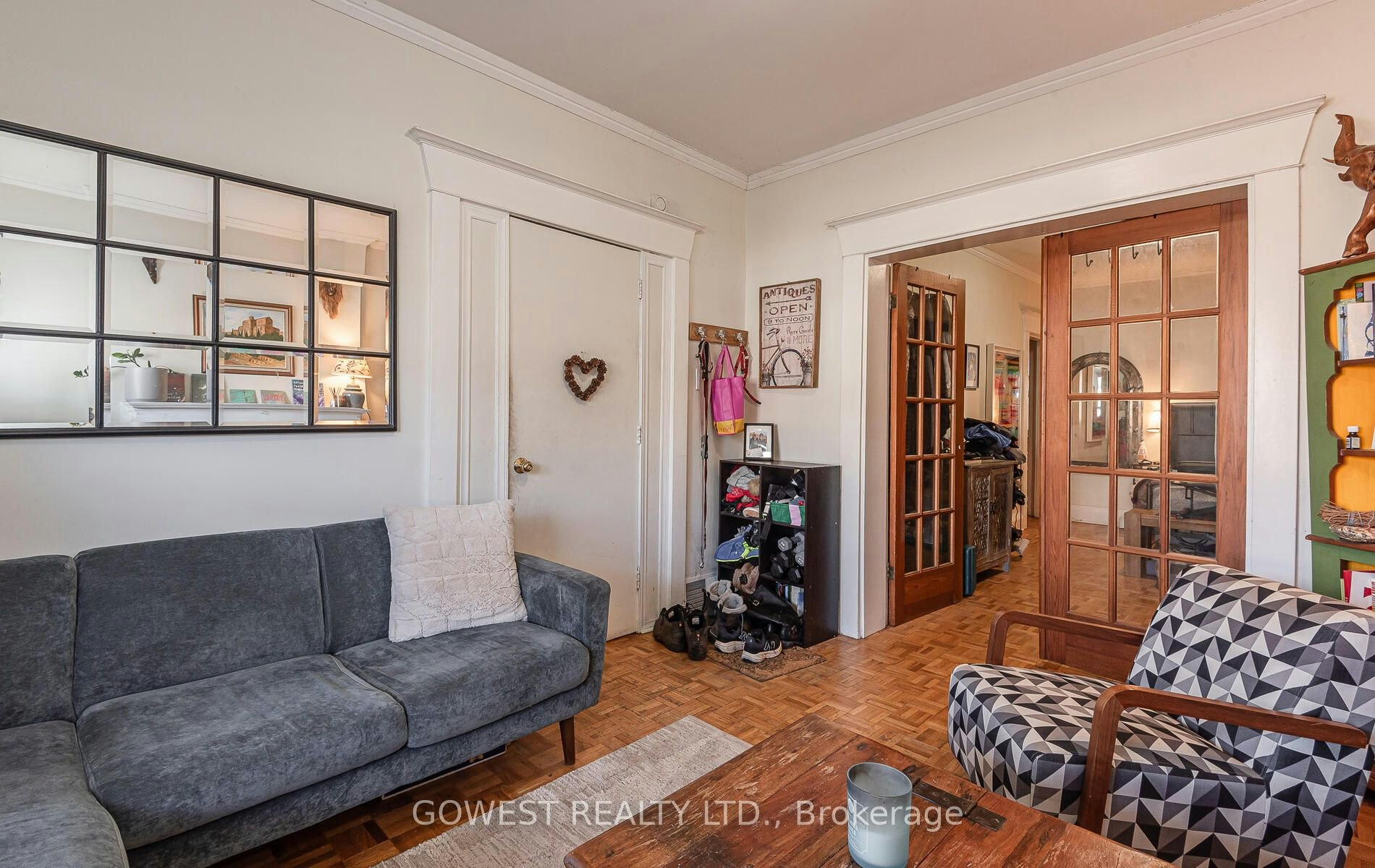 11 Kenneth Avenue, Toronto, ON, M6P 1J1 - 5