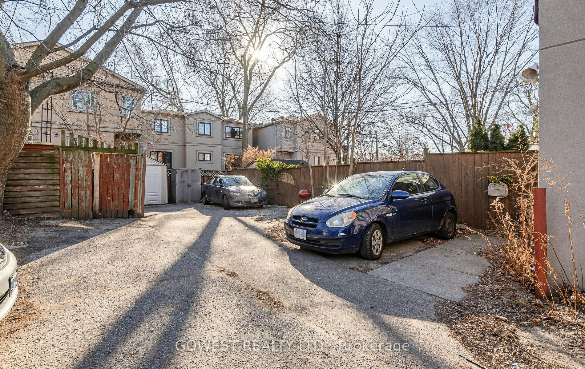 11 Kenneth Avenue, Toronto, ON, M6P 1J1 - 15