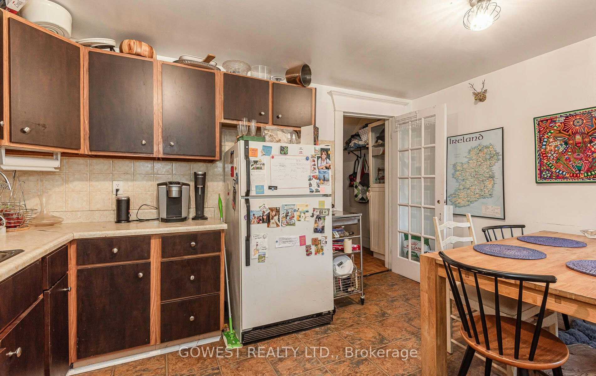 11 Kenneth Avenue, Toronto, ON, M6P 1J1 - 10