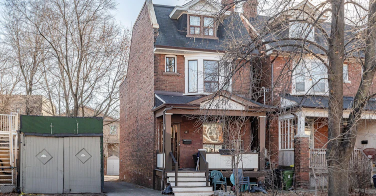 11 Kenneth Avenue, Toronto, ON, M6P 1J1