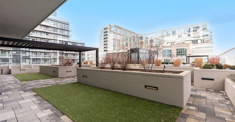 132-251 Manitoba Street S, Toronto, ON, M8Y 0C7 - 33