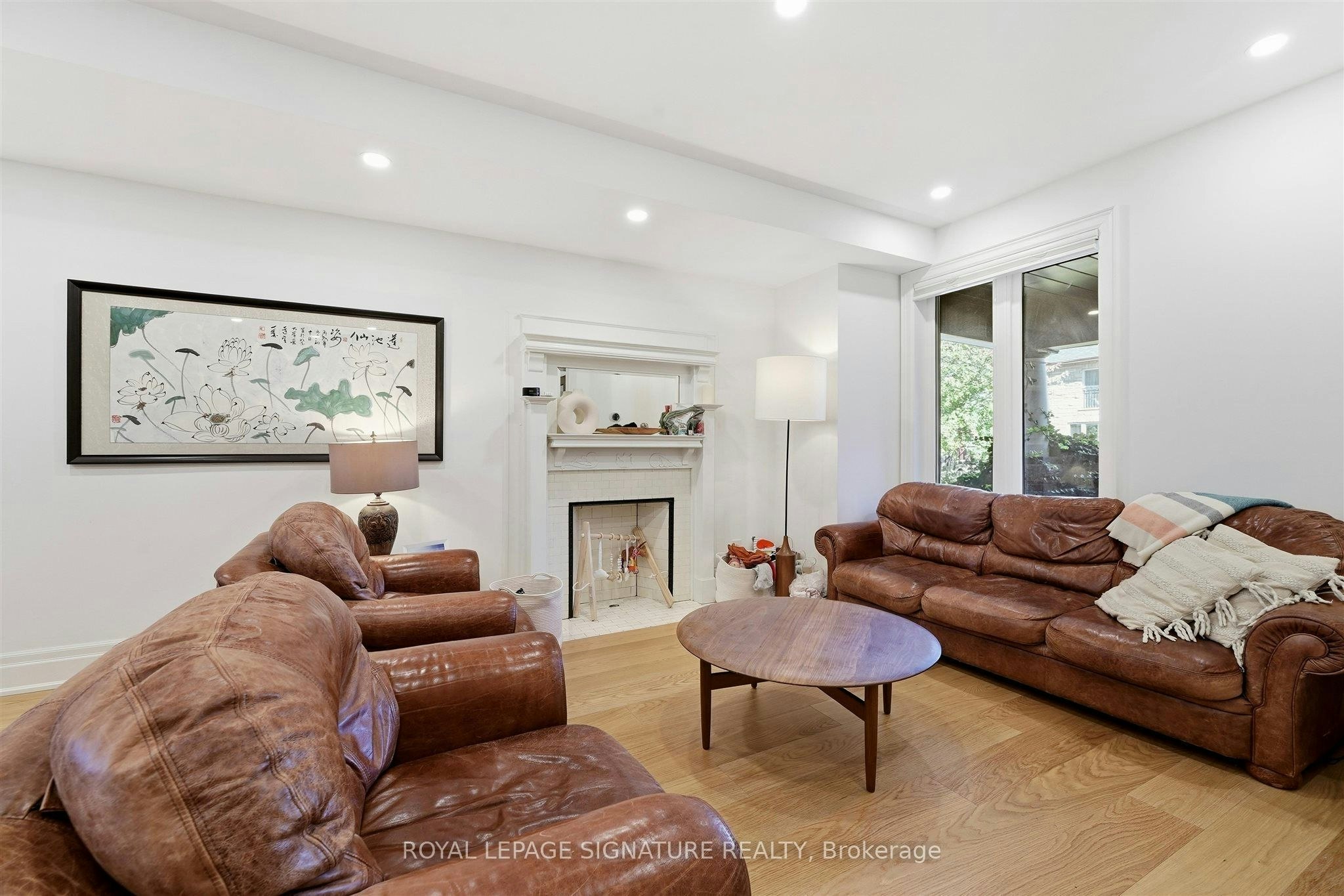350 Delaware Avenue, Toronto, ON, M6H 2T8 - 4
