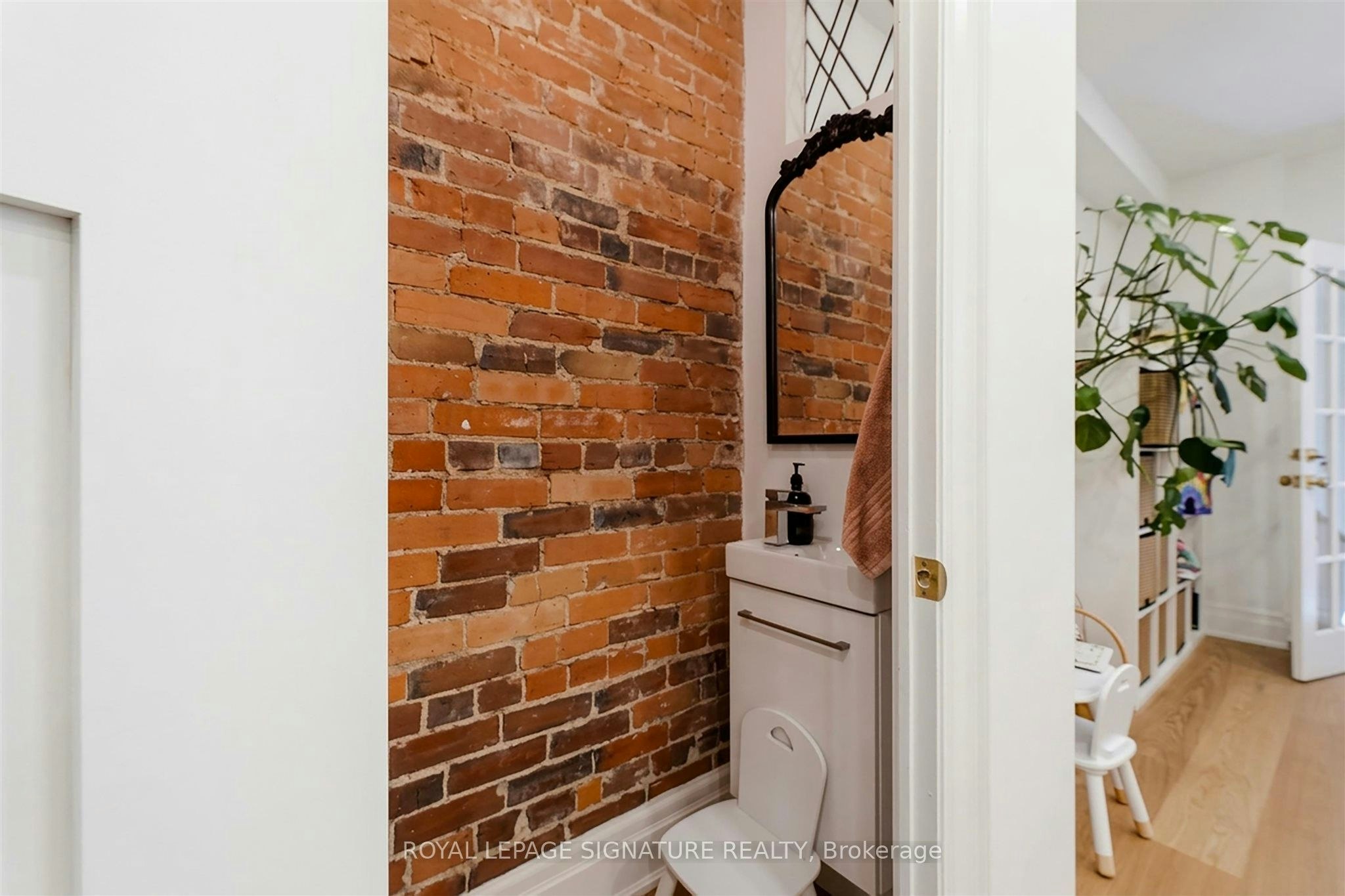 350 Delaware Avenue, Toronto, ON, M6H 2T8 - 28