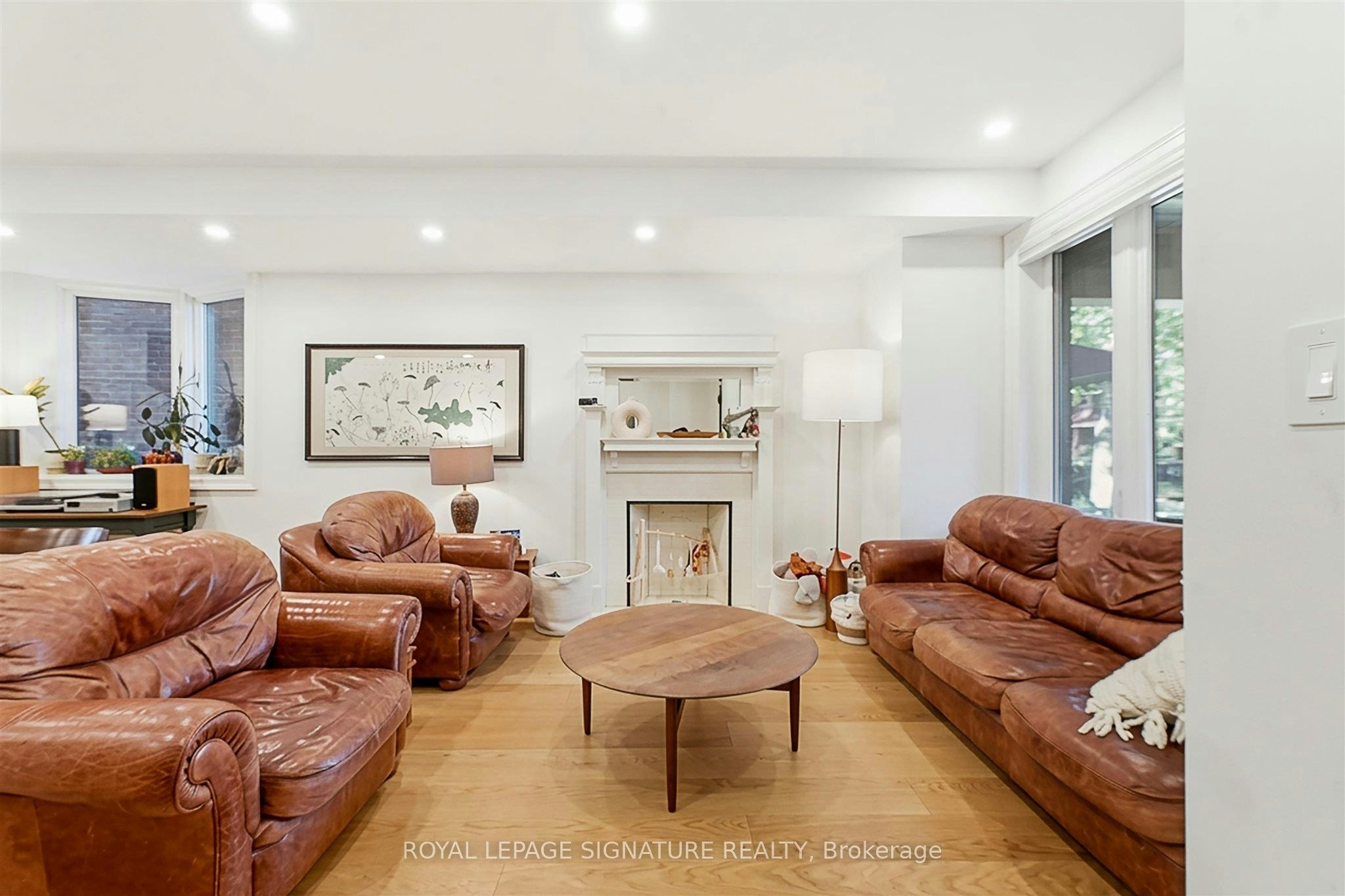 350 Delaware Avenue, Toronto, ON, M6H 2T8 - 5