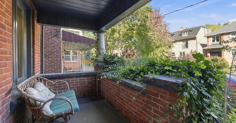 350 Delaware Avenue, Toronto, ON, M6H 2T8 - 2
