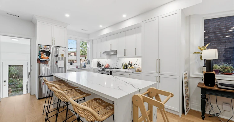 350 Delaware Avenue, Toronto, ON, M6H 2T8 - 10
