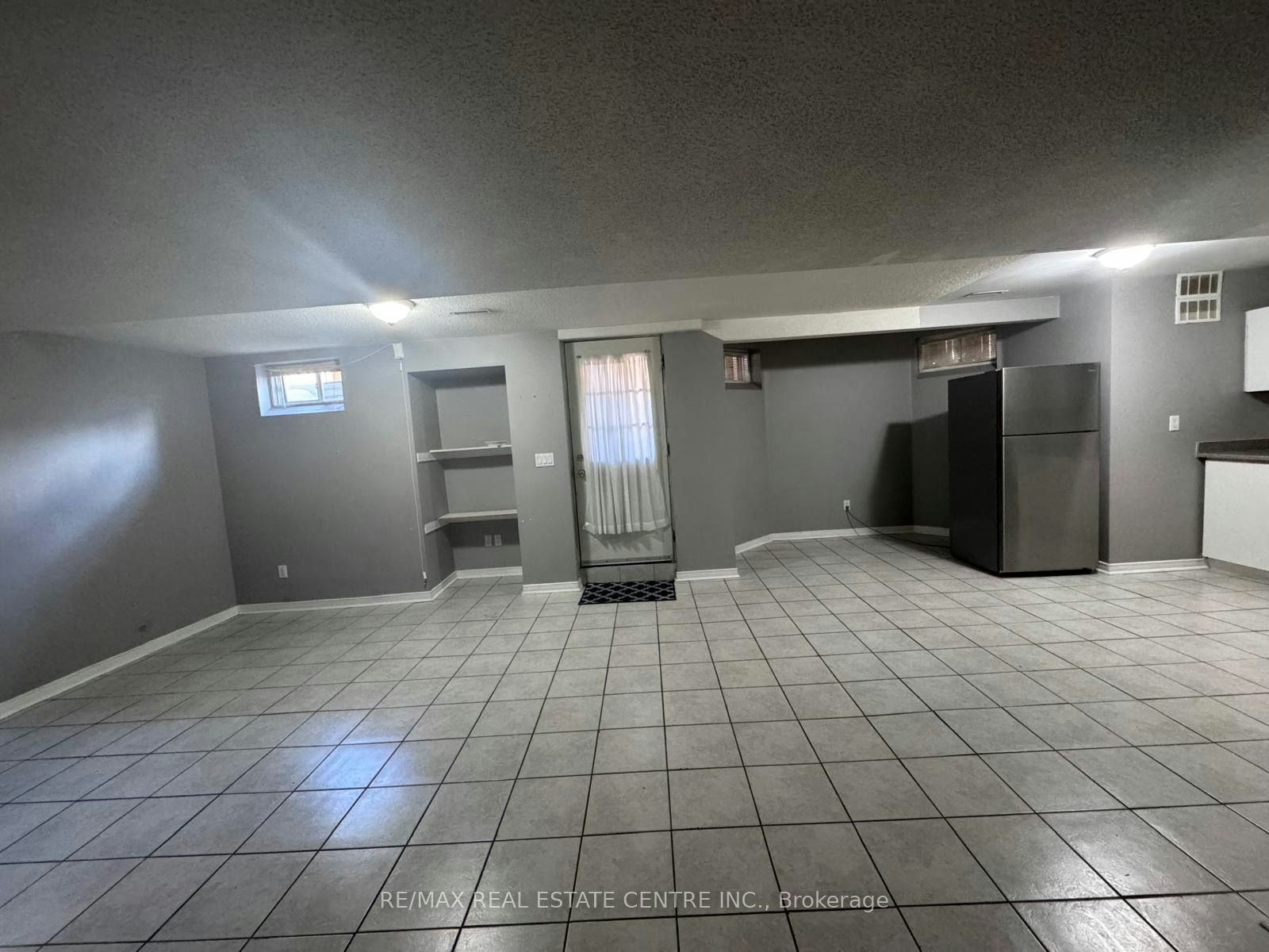 5112 Forestwalk Circle, Mississauga, ON, L4Z 4A2 - 4