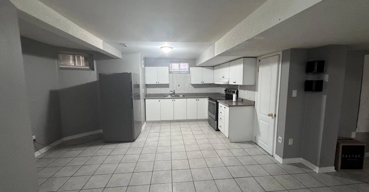 5112 Forestwalk Circle, Mississauga, ON, L4Z 4A2 - 3