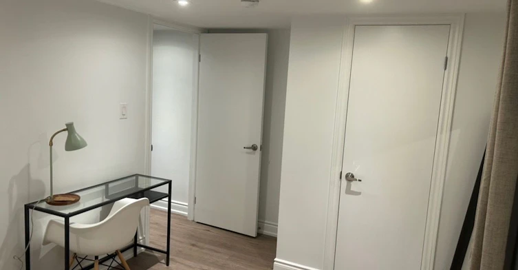BSMT-30 Flamborough Drive, Toronto, ON, M6M 2R4 - 9