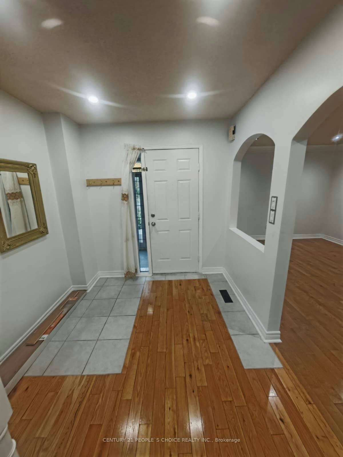 Upper-233 Murray Street, Brampton, ON, L6X 3M1 - 3