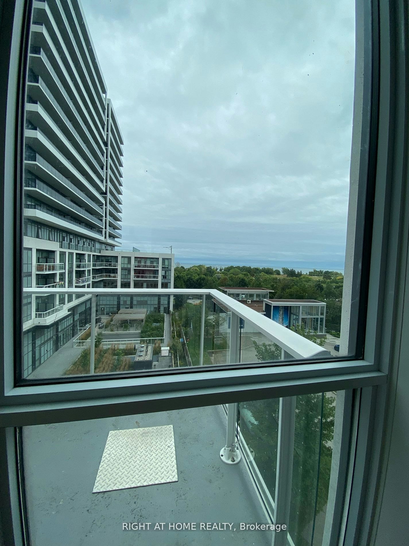 413-70 Annie Craig Drive W, Toronto, ON, M8V 0G2 - 17