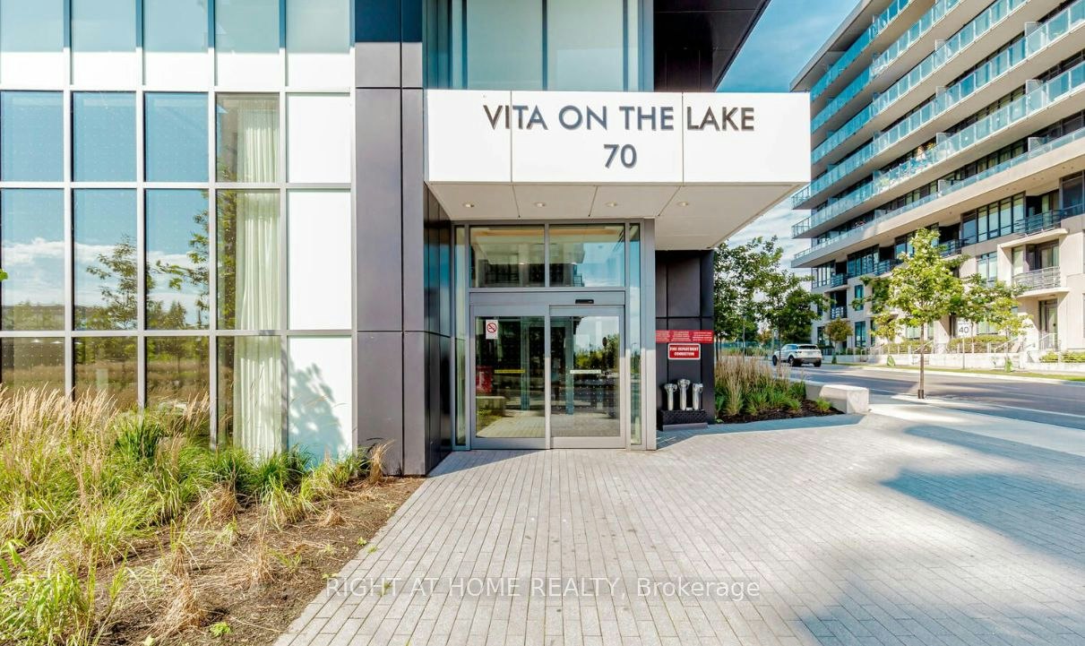 413-70 Annie Craig Drive W, Toronto, ON, M8V 0G2 - 2